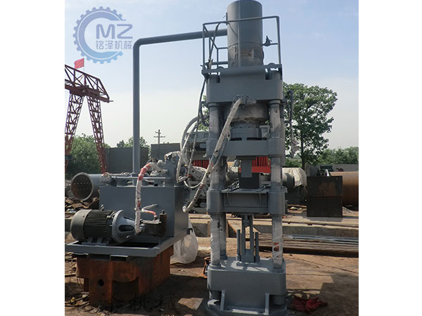 牛羊舔塊液壓機(jī)